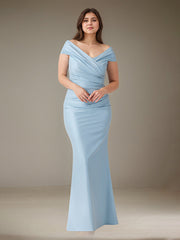 Sheath/Column V-Neck Floor-Length Satin Formal Dress