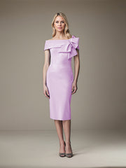Sheath/Column Off-the-Shoulder Knee-Length Satin Evening Dress
