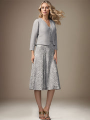 A-line V-Neck Knee-Length Chiffon Lace Mother of the Bride Dress With Beading Sequins