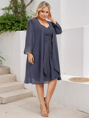 Sheath/Column Sweetheart Knee-Length Chiffon Mother of the Bride Dress With Beading Appliques Lace Sequins Pleated