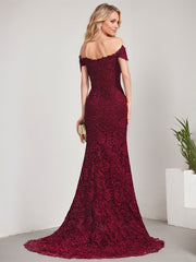 Trumpet/Mermaid Off the Shoulder Sweep Train Lace Mother of the Bride Dress