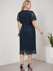 Sheath/Column Scoop Knee-Length Lace Mother of the Bride Dress
