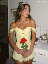 Charming Corset-style Yellow V-neck Off the Shoulder A-line Homecoming Dress Short Mini Dress With A Ruffled Hem