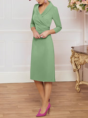 Sheath/Column V-Neck Knee-Length Mother of the Bride Dresses
