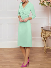 Sheath/Column V-Neck Knee-Length Mother of the Bride Dresses