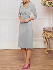 Sheath/Column V-Neck Knee-Length Mother of the Bride Dresses