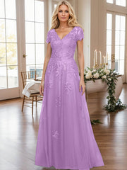 A-Line V-Neck Short Sleeves Sweep Train Lace/Tulle Mother Of The Bride Dresses