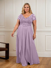 A-Line V-Neck Lace Chiffon Mother of the Bride Dress