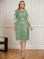 Sheath/Column Scoop Knee-Length Lace Mother of the Bride Dress